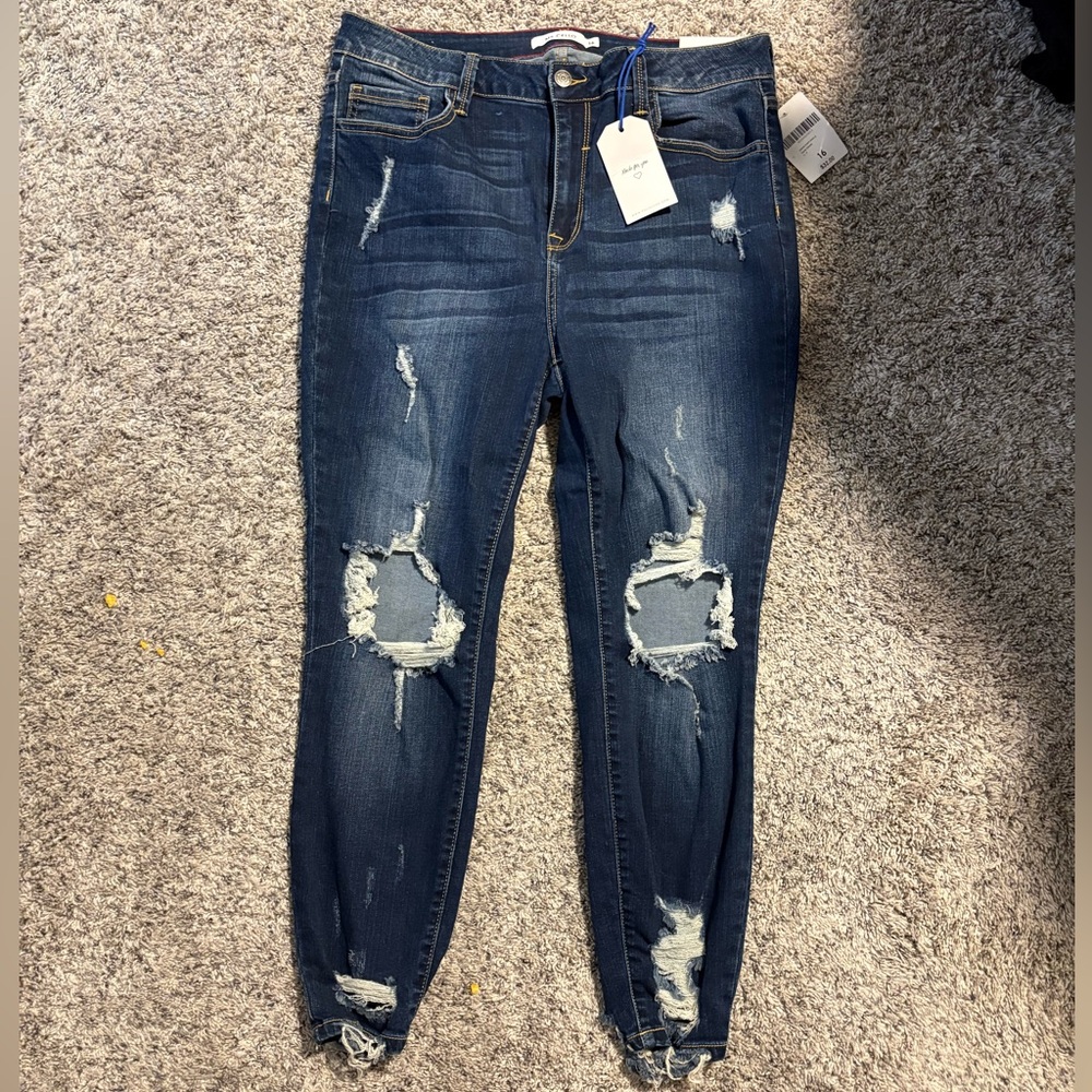 NWT Ms. Cello Distressed Blue Jeans Size 16